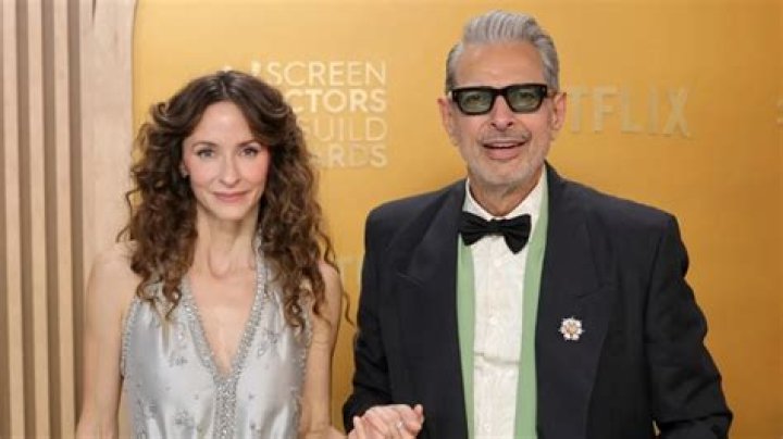 Discover The Age Difference: How Much Younger Is Jeff Goldblum's Wife?
