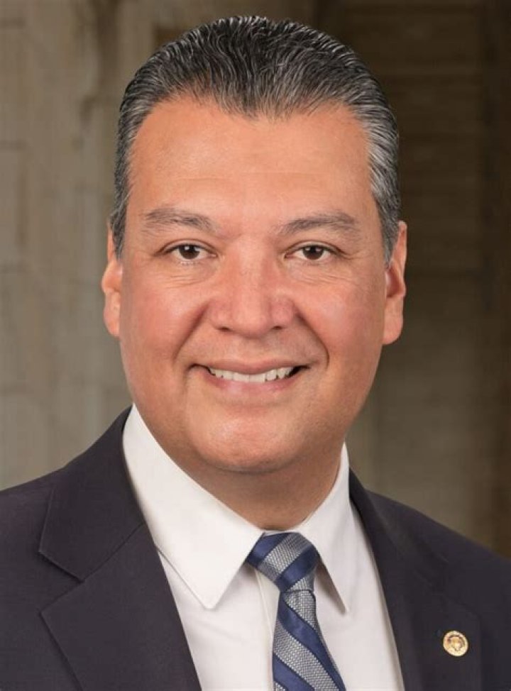 Discovering Alex Padilla: Age, Background, And Influence In Spain