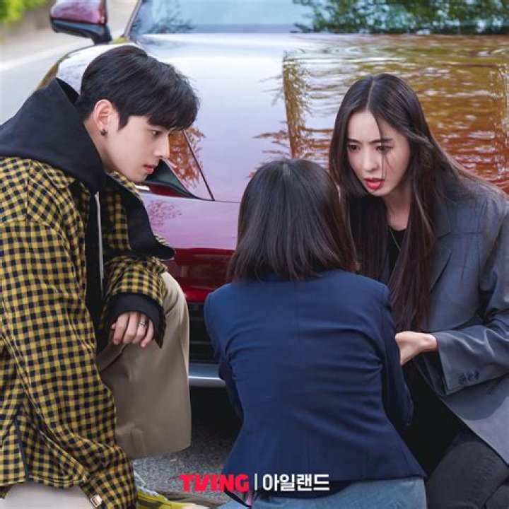 Exploring The Intriguing Connection Between Roseanne Park And Cha Eun Woo