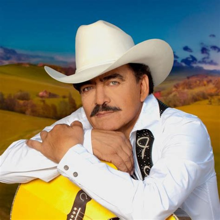 Heartfelt Lyrics: Joan Sebastian's "Te Ir Mejor Sin M" For Emotional Farewell