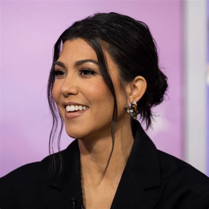 Kourtney Kardashian's Age: Uncovering The Truth About Her Journey
