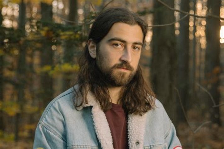 Noah Kahan's Parents: Exploring Their Unique Heritage