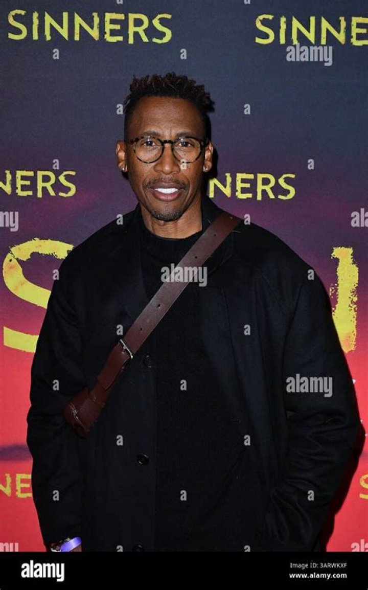 Raphael Saadiq's Height: The Stats