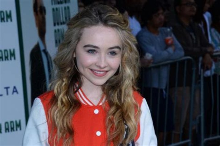 Sabrina Carpenter's Financial Journey: Unveiling The Money Behind The Star