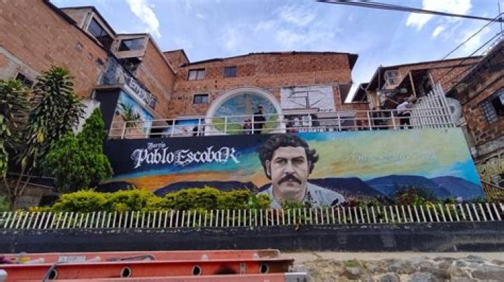 The Staggering Net Worth Of Pablo Escobar: Unveiled!