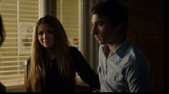 Uncover The Identity Of Sam Hartman's Girlfriend