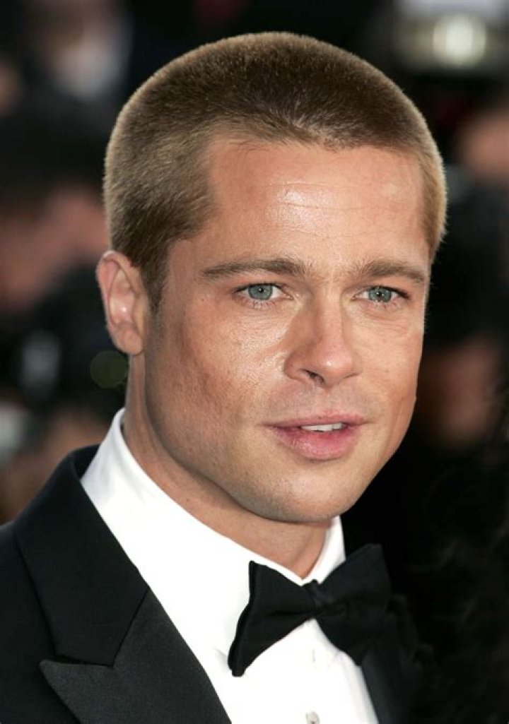 Unveiling The Charisma Of Brad Pitt Young