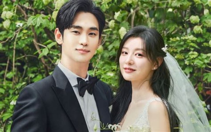 Unveiling The Childhood Of Kim Soo-hyun: The Journey Of A Star