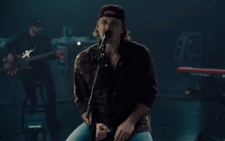 Watch Last Night's Morgan Wallen Performance | Unforgettable Experience